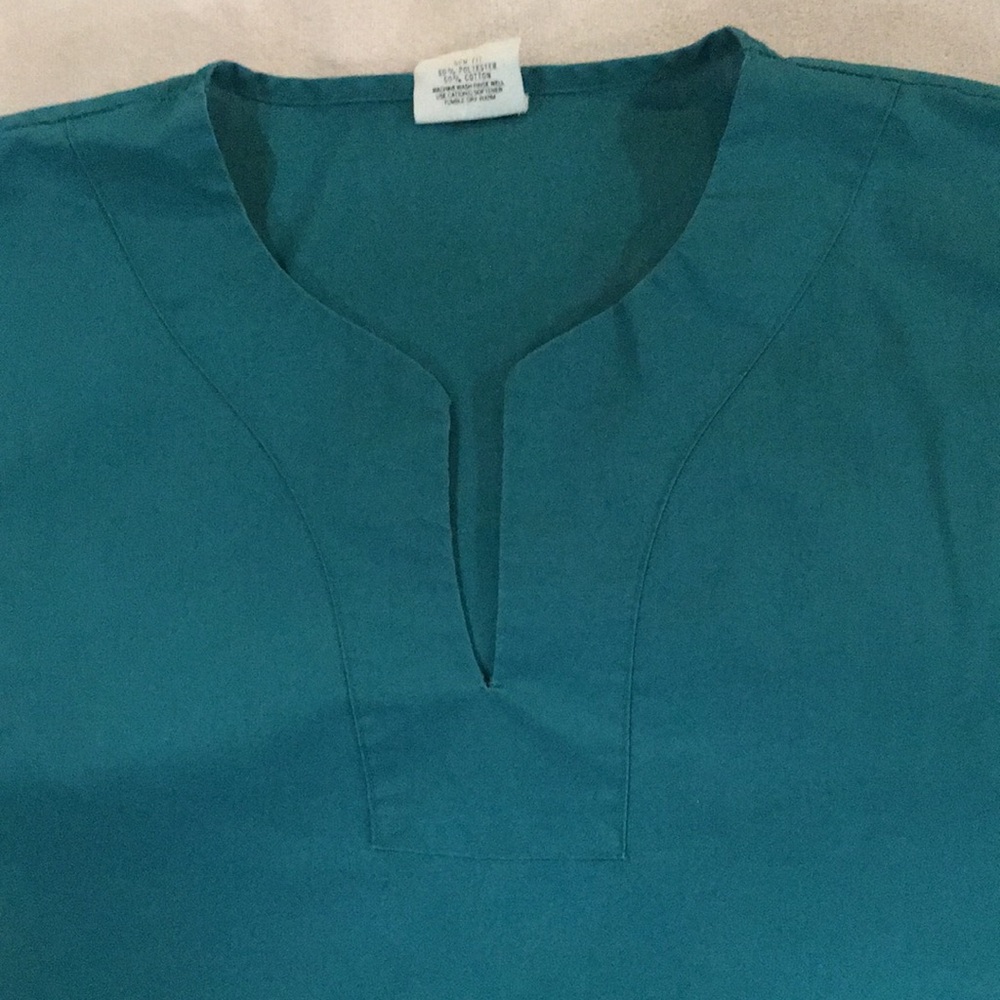 90s Angelica scrub top - Picture 2 of 12